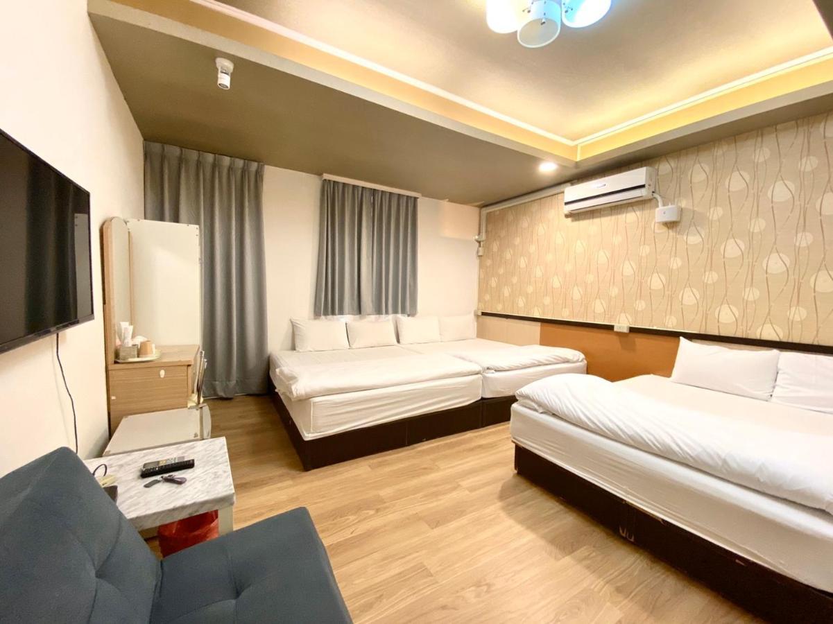 Fengjia Pig'S House Apartment Taichung Bagian luar foto